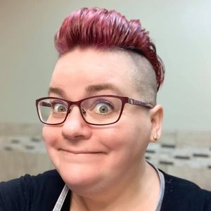 Meet your Posher, Lori